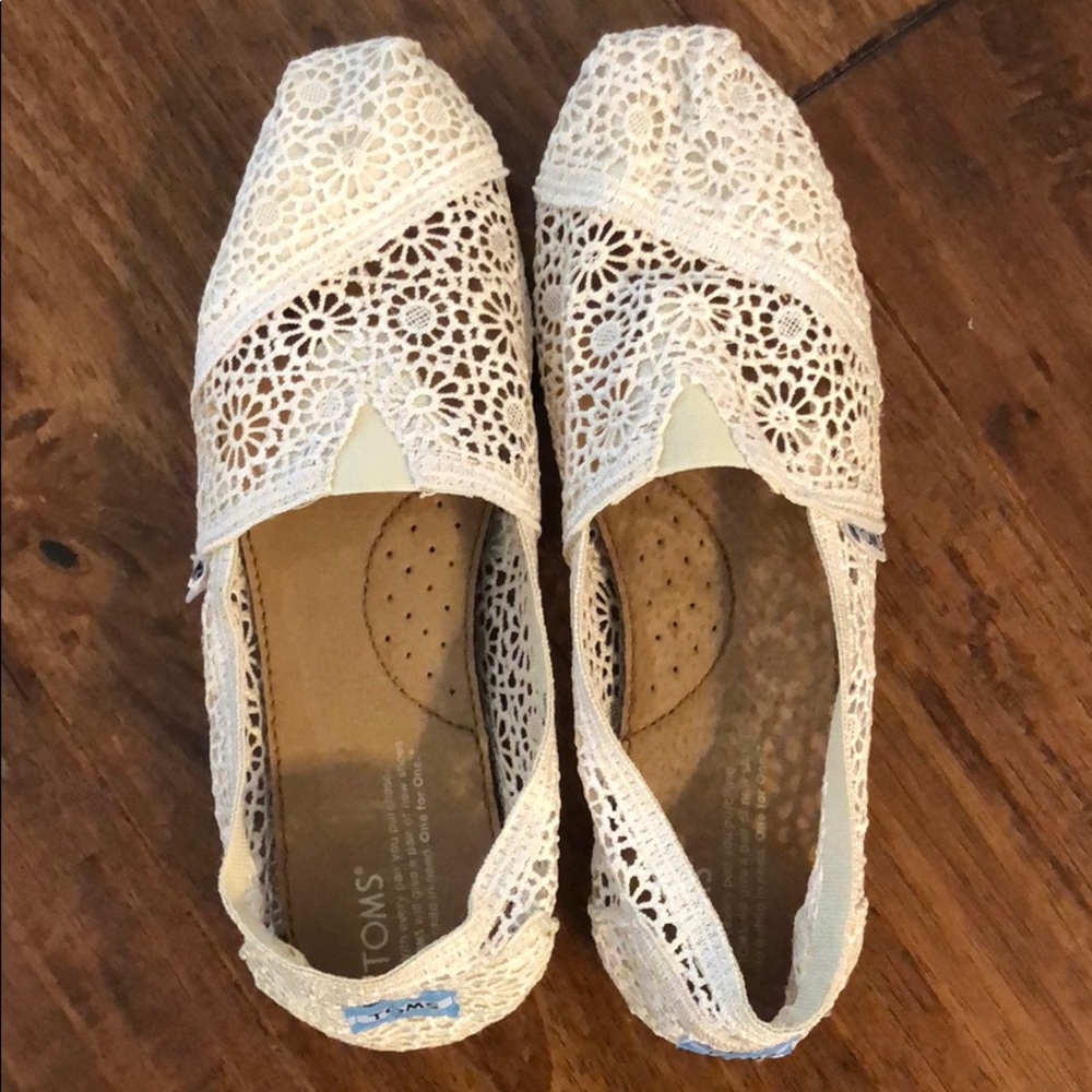 TOMS Cream lace